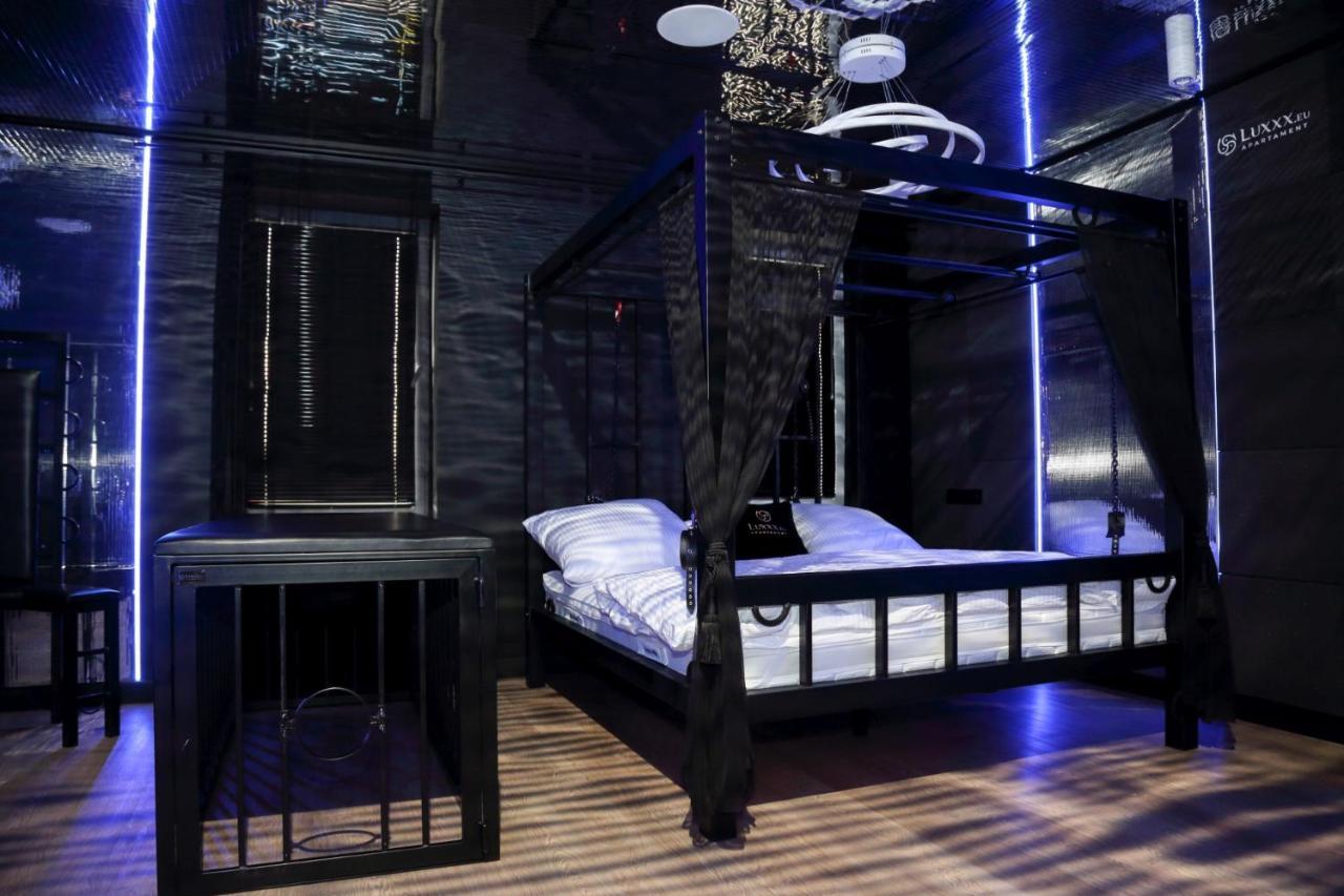 Bdsm Apartament Czestochowa Luxxx - Adults Only - Tylko Dla Doroslych Exterior photo